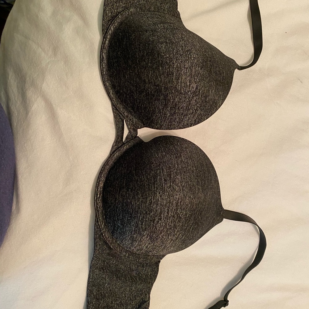 Dark gray Victoria’s Secret perfect shape bra
